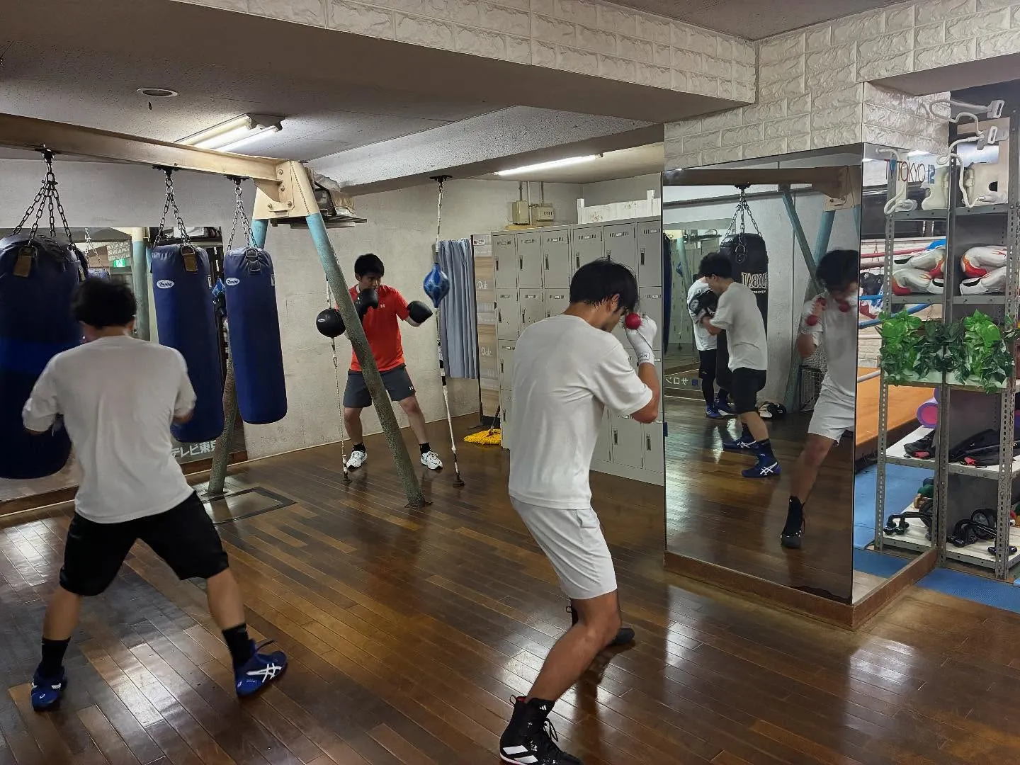 サンドバック打ち