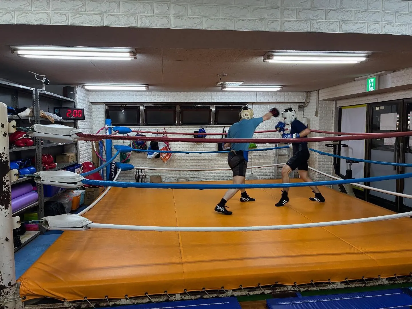 サンドバック打ち