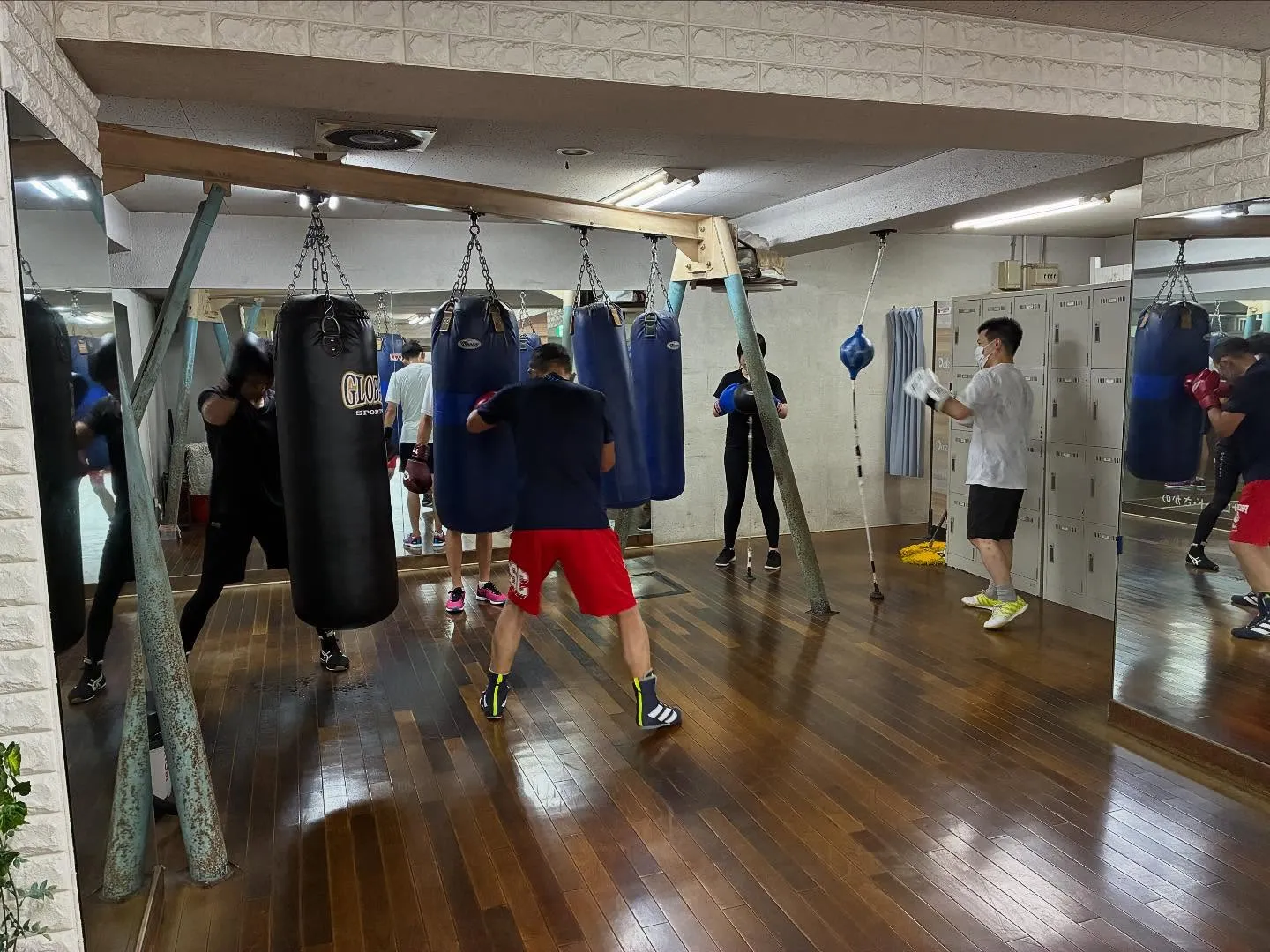 サンドバック打ち