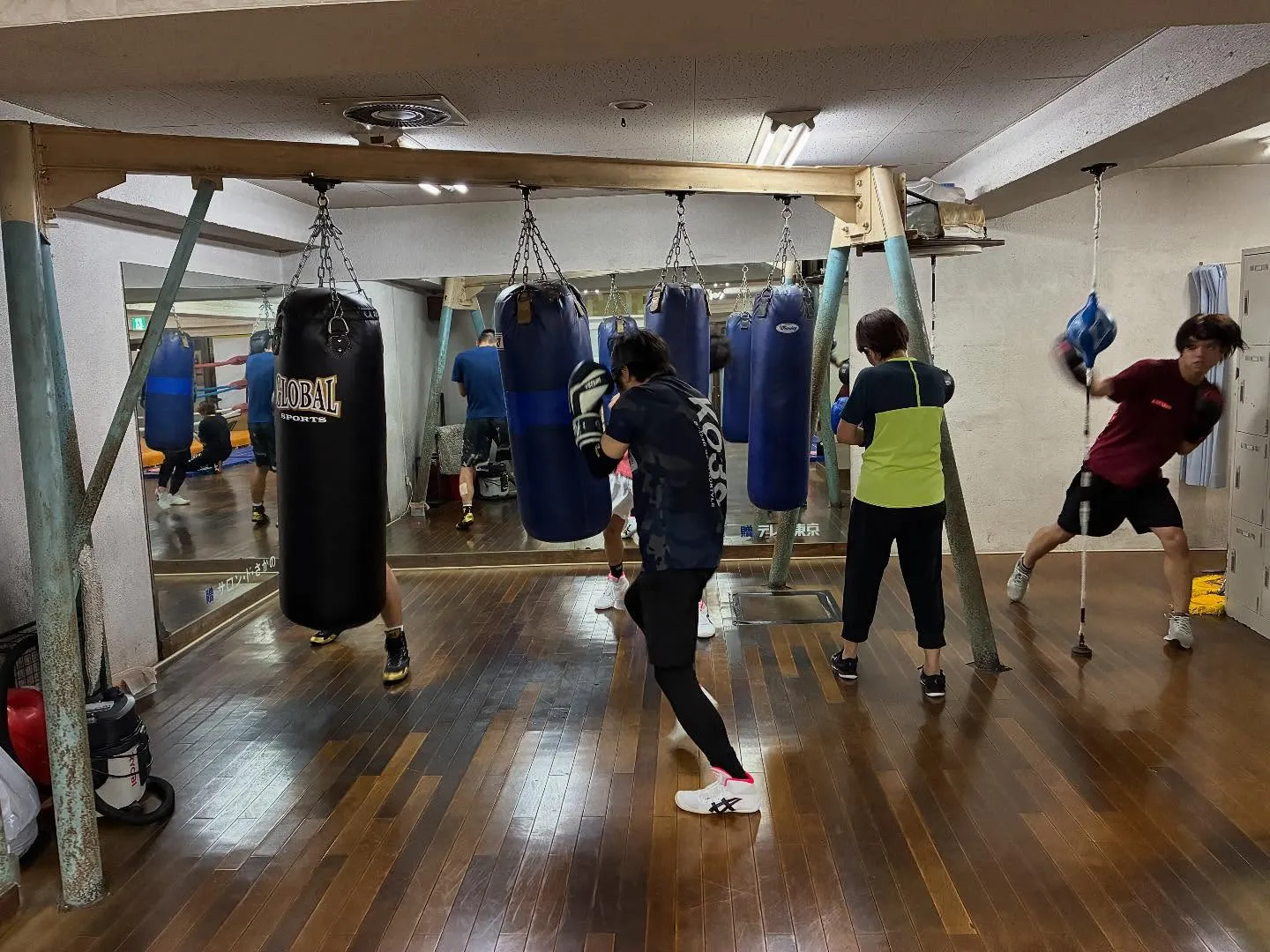 サンドバック打ち！