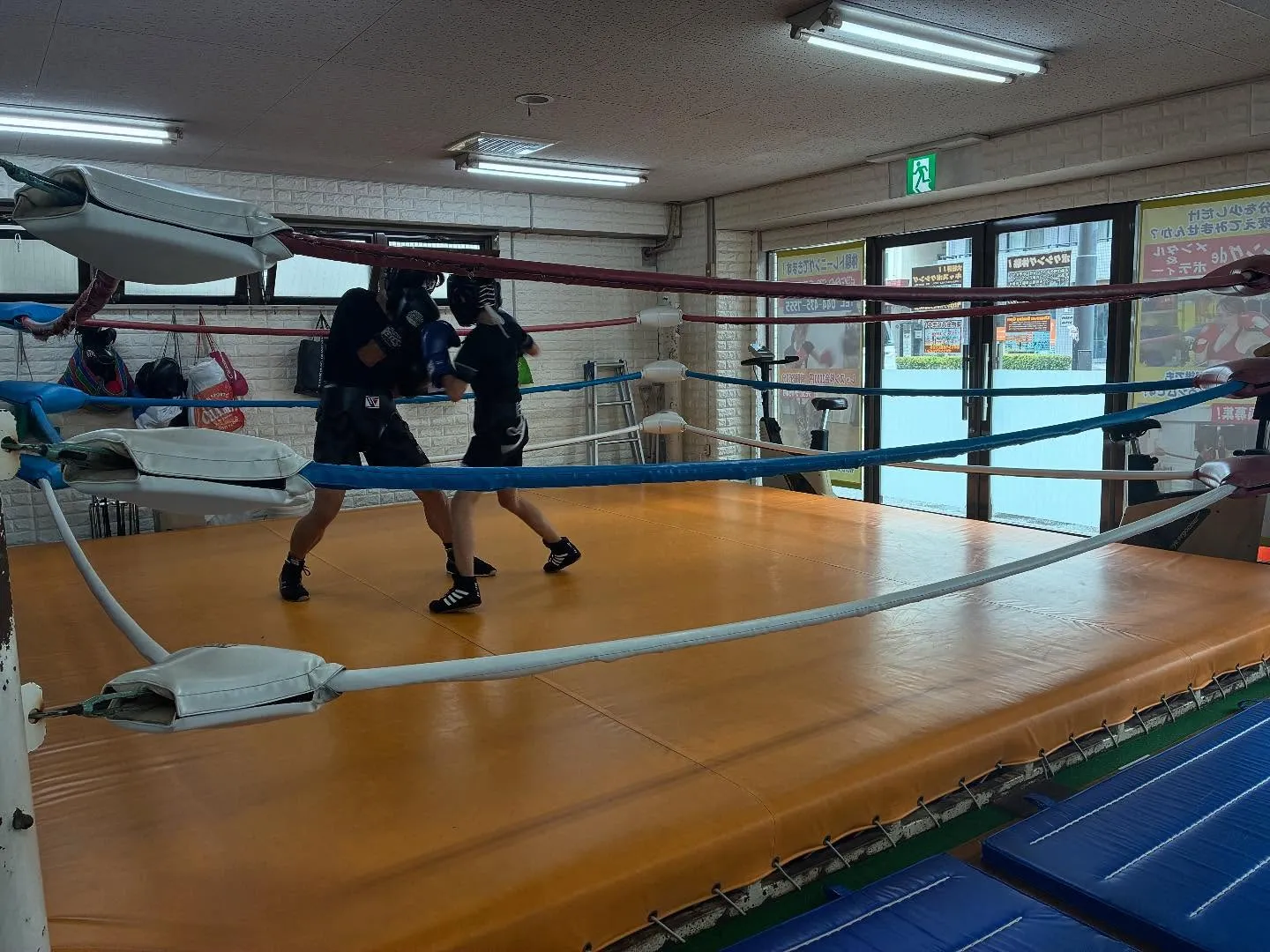 サンドバック打ち