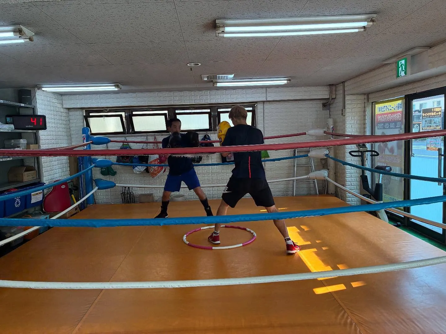 シャドーボクシング