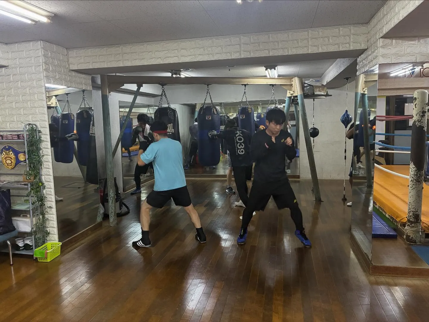 サンドバック打ち