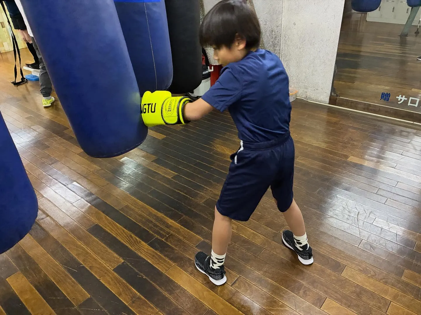 サンドバック打ち