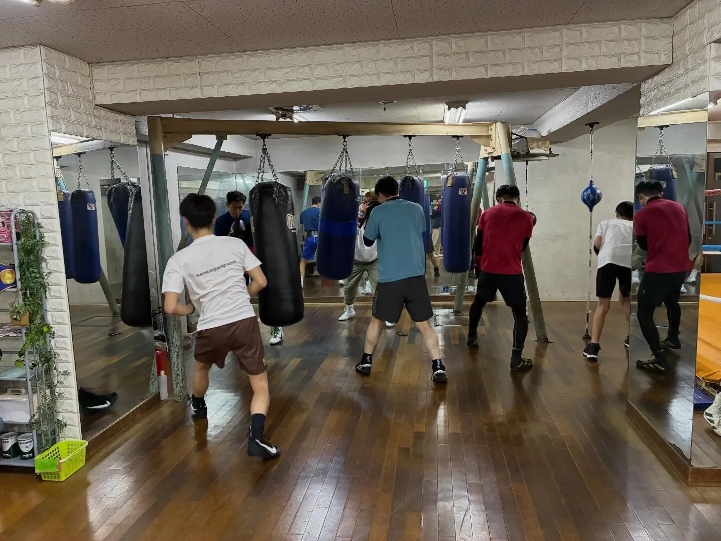 サンドバック打ち