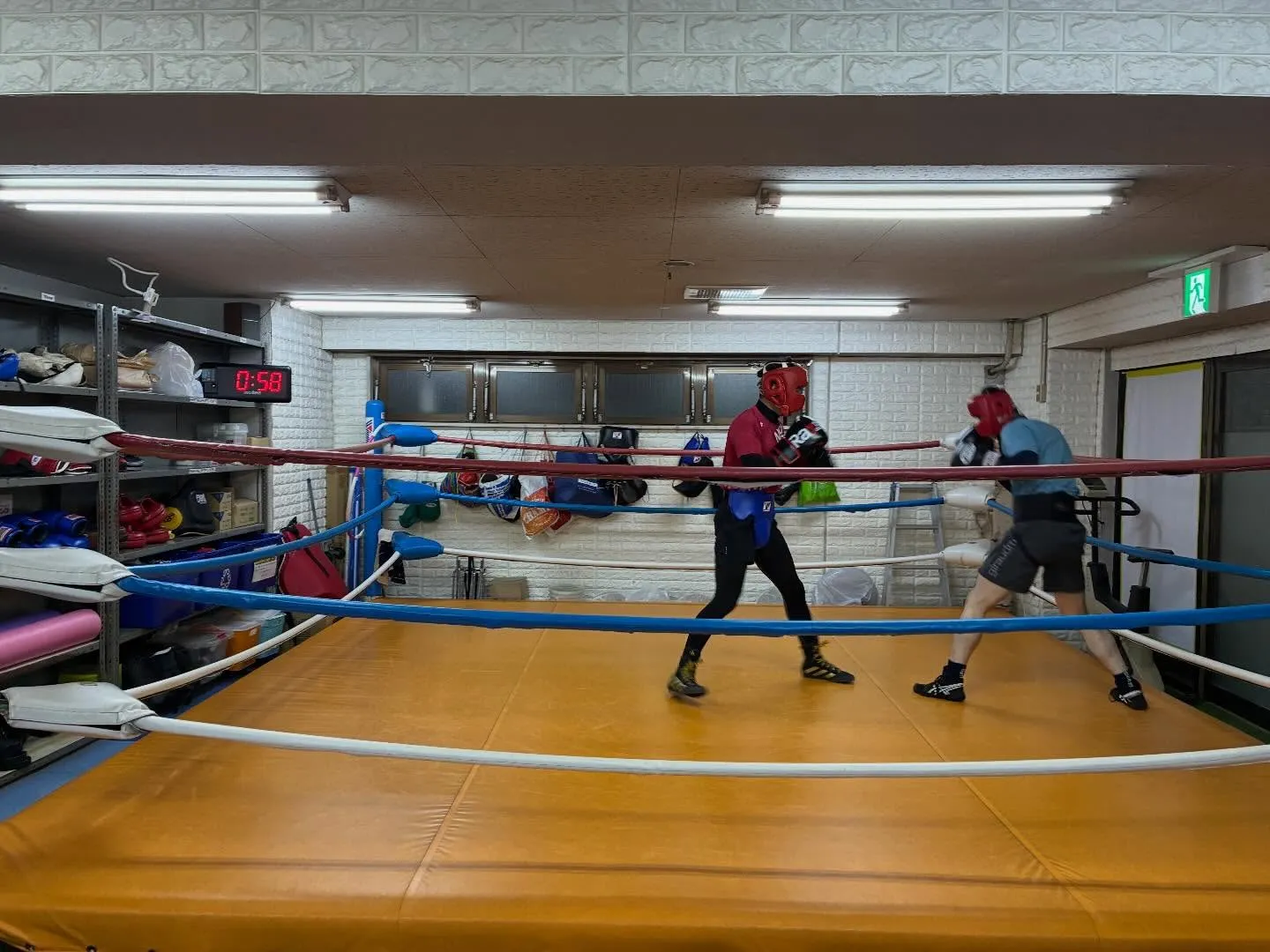 サンドバック打ち