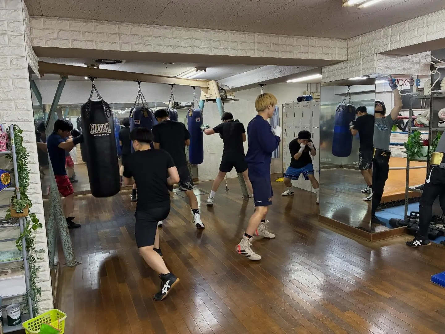 サンドバック打ち