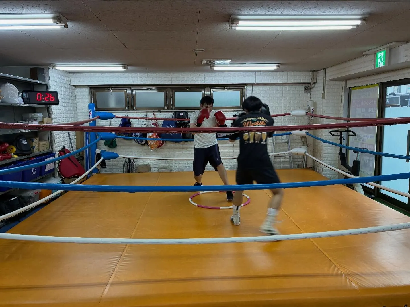 シャドーボクシング